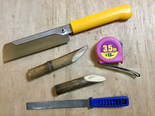 タナゴ竿置き Tidak Apa Apa 気楽に 能天気に