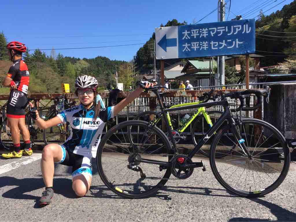 酒飲みドヤァ顔女性ローディー トレーニングを振り返ってみた 挫折 考える ようになった ロードバイク後の酒が美味い 酒飲みドヤァ顔女性ローディー トレーニングを振り返ってみた 挫折 考える ようになった ロードバイク後の酒が美味い