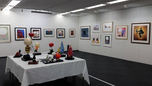 �����פ���