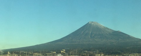 AE711C60-9F04-466C-9D1B-B3210F8FA457