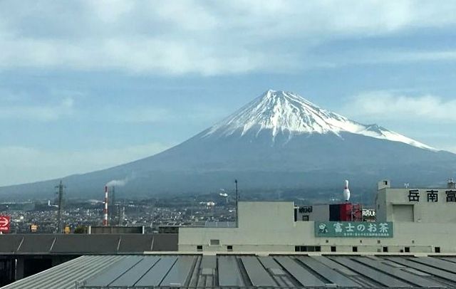 富士山頂の積雪量 太郎坊のそよ風 富士山頂の積雪量 太郎坊のそよ風