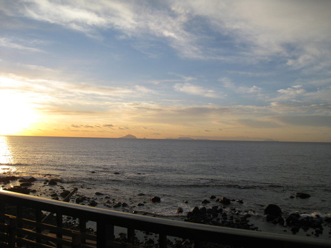 部屋から海1
