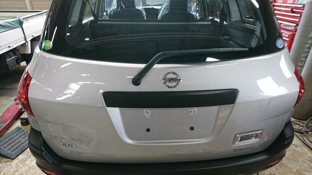 Adバン リアワイパー取り付け 車 バイクのキズ修理 板金塗装 全塗装 トラック架装 施工例 愛媛県松山市ナップファクトリー