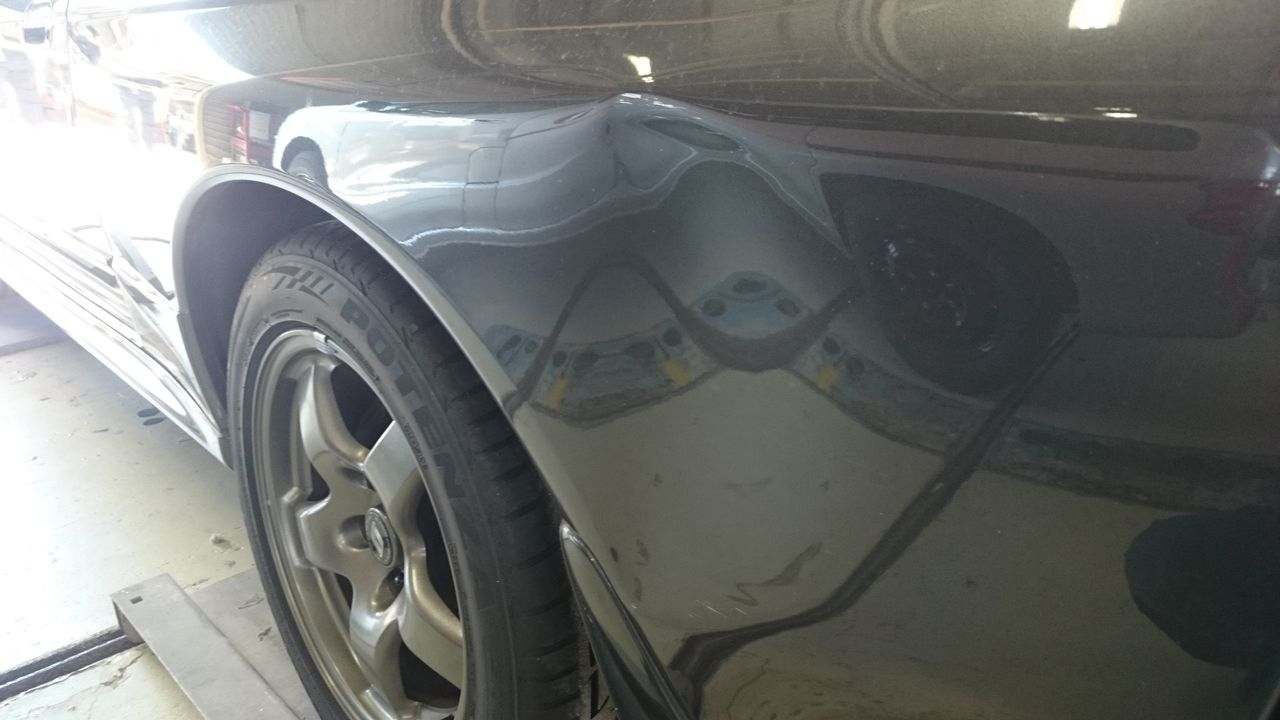 R32 スカイラインgt R リアフェンダー修理 車 バイクのキズ修理 板金塗装 全塗装 トラック架装 施工例 愛媛県松山市ナップファクトリー