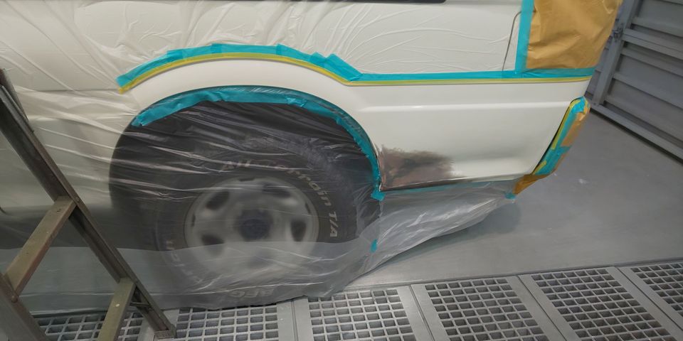 ハイエース 錆び 車 バイクのキズ修理 板金塗装 全塗装 トラック架装 施工例 愛媛県松山市ナップファクトリー