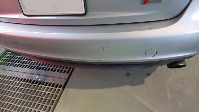 アウディ リアバンパー 車 バイクのキズ修理 板金塗装 全塗装 トラック架装 施工例 愛媛県松山市ナップファクトリー