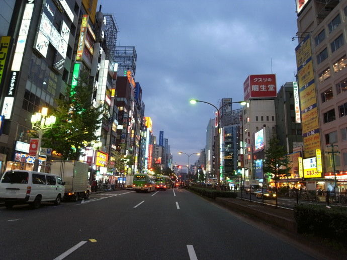 新宿16