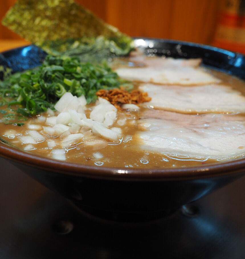 麺が好きィ ブログえぬ ｎ あなたの心を鷲掴み 立花町 福岡県八女市 超濃厚 鷲掴みとんこつラーメン