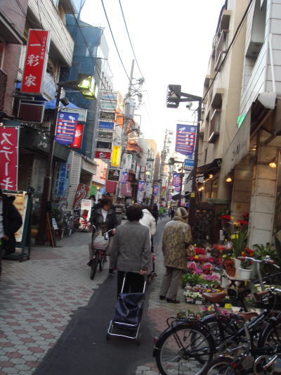 商店街81