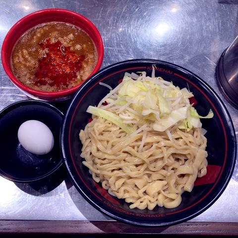 紅つけ麺（920円）＋温泉たまご（100円）＠麺創研 紅 府中店（府中市） : メシ。その他あれこれ。in TAMA
