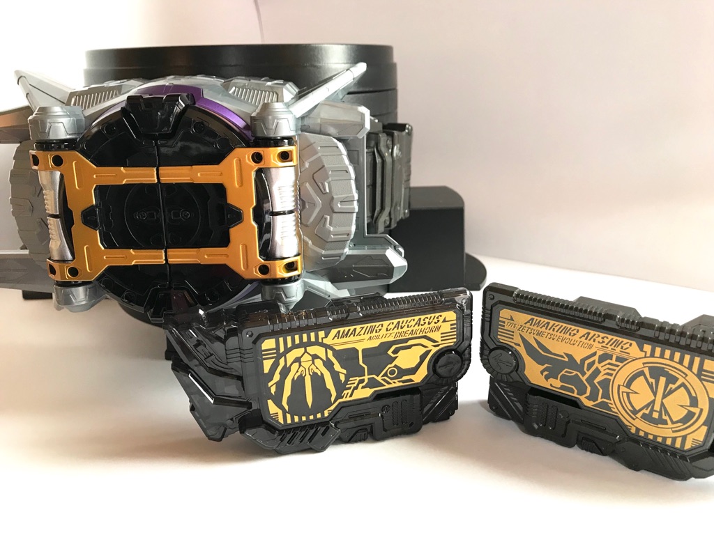 DXサウザンドライバーセット 変身ベルト DXザイアサウザンドライバー｜仮面ライダーおもちゃ