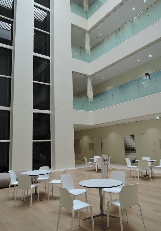 中村学園大学7号館が竣工しました てつ校長のひとり言 中村学園大学7号館が竣工しました てつ校長のひとり言