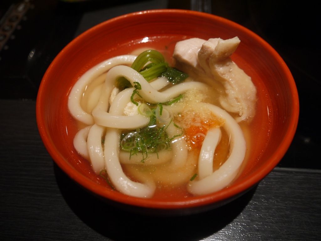 うどん 嵐 | 【本日の日替わりうどん🐥】 カツオ天とベーコン天