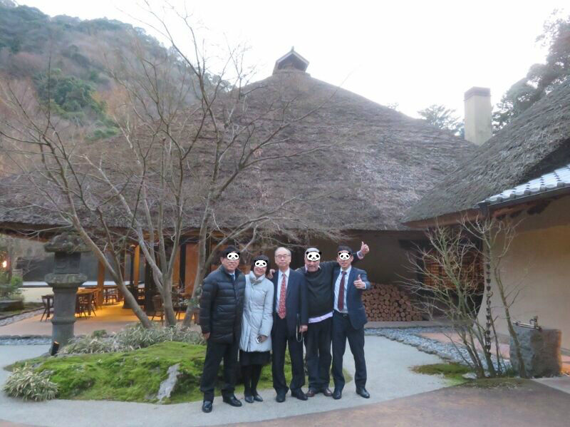 ヨーロッパからのお客さまと茅乃舎でお別れ会 てつ校長のひとり言 ヨーロッパからのお客さまと茅乃舎でお別れ会 てつ校長のひとり言