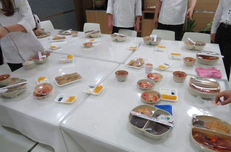 韓国の卒業式の日はジャジャン麺 てつ校長のひとり言 韓国の卒業式の日はジャジャン麺 てつ校長のひとり言