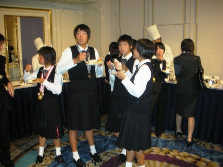 中村学園女子高校ソフトテニス部の優勝祝賀会に出席しました てつ校長のひとり言