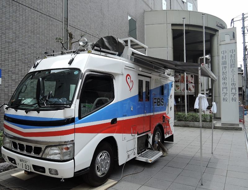 TOMICA　トミカ　テレビ中継車　TBS　福岡放送　箱付き TOMICA トミカ テレビ中継車 TBS 福岡放送 箱付き Yahoo