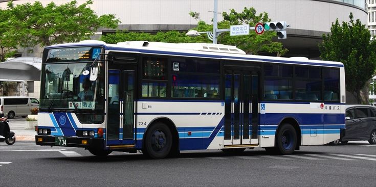 沖縄バス 沖縄0か734 バスの世界へ