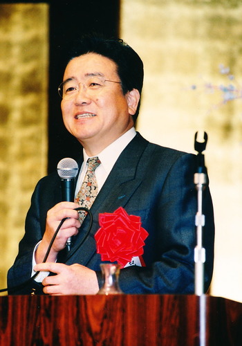 宮川泰夫氏(講演姿)