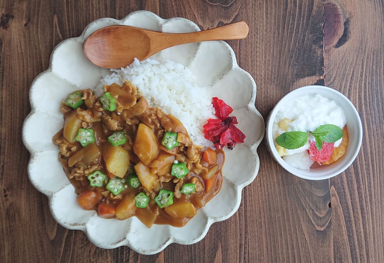 レシピ動画あり 給食のおばちゃんが作る 懐かしい給食カレー How To Make Japanese Style Curry 辛さ０ Cafe Lusikka