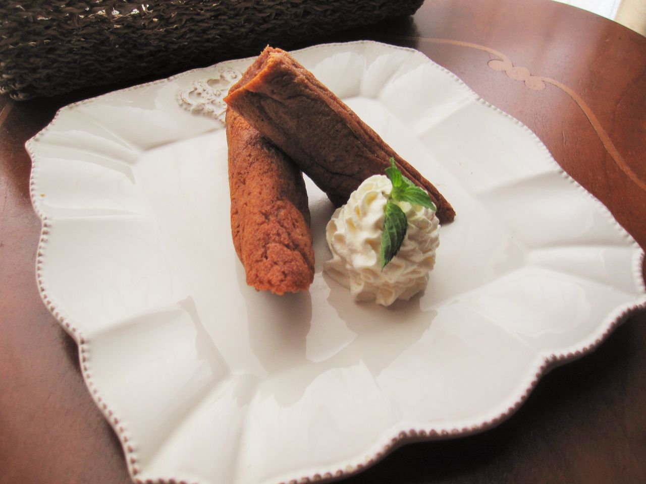 オレンジとココアのスティックパンケーキ Cafe Lusikka オレンジとココアのスティックパンケーキ Cafe Lusikka