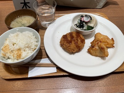 F7726051-A7DA-446A-AE32-CF37910110E2