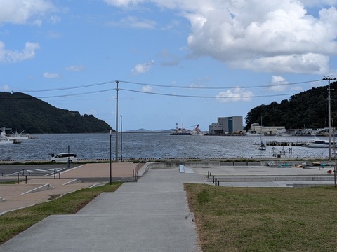 PXL_20251007_042304532