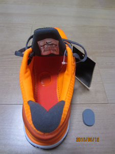 NIKE_LUNAGRADE3_01_02