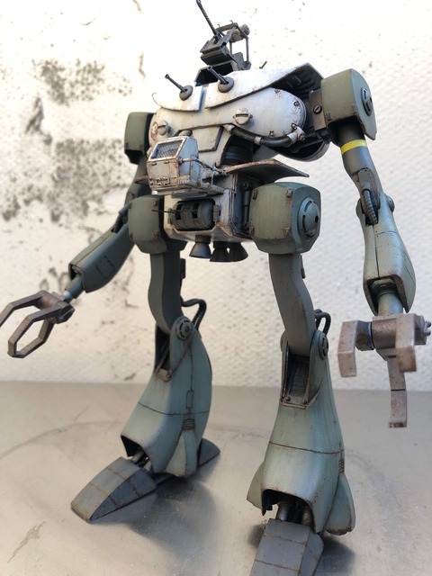 カプリコタイプ完成 : 戦争の子犬たち