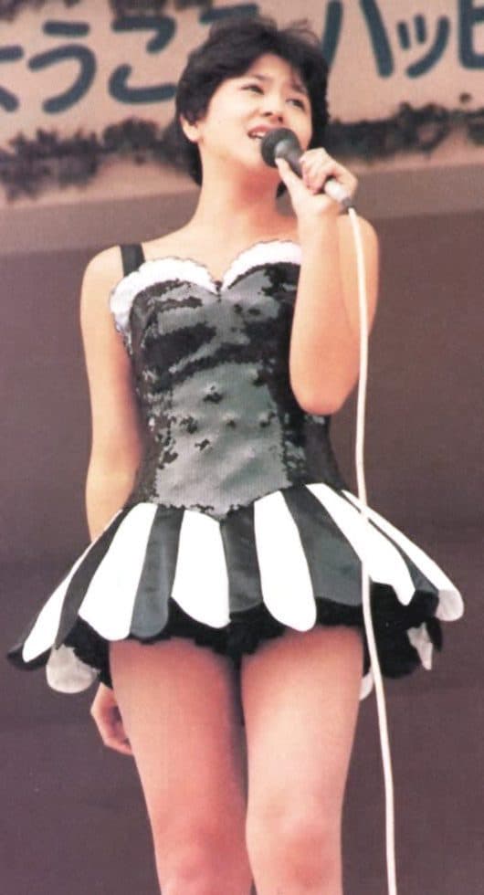 俺が好きだった小泉今日子のヌード画像はこれだ 芸能アイドル熟女ヌードですねん