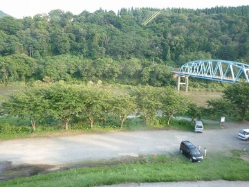 2288226_1318598116_49large