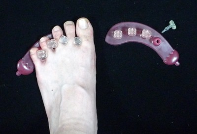 なすの足指パット