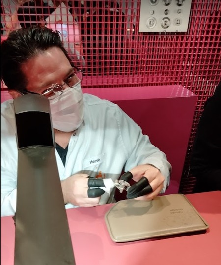 HERMÈS IN THE MAKING