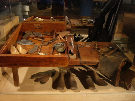 Bata Shoe Museum