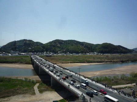 男山