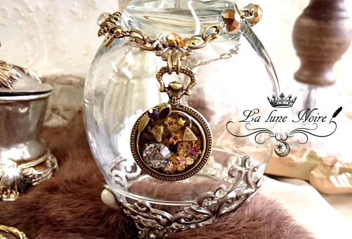 時計うさぎのネックレス La Lune Noire 時計うさぎのネックレス La Lune Noire