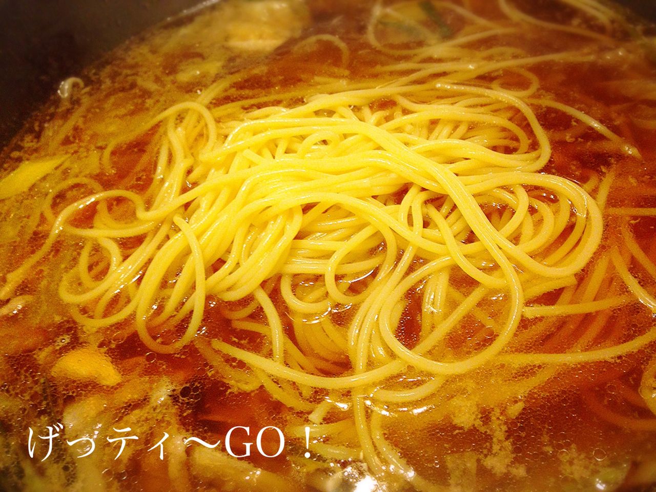 もつ鍋 〆にパスタ ってのチャレンジの巻 ぬくぬくぱくり もつ鍋 〆にパスタ ってのチャレンジの巻 ぬくぬくぱくり