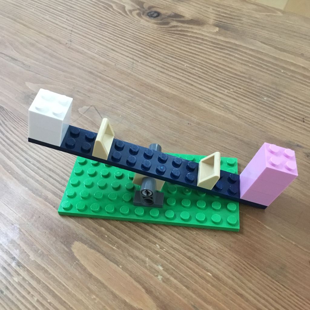 レゴでシーソーの仕組みを理解する 修正版 ニチニチシンシログ