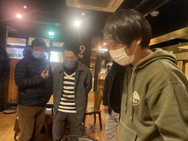 C0B8A77F-AEF9-48FE-BA7E-FE24DD6CA0A2