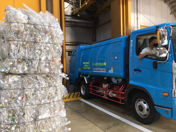 C4D7B6FF-314E-4A6C-B90F-02E403EBA47B