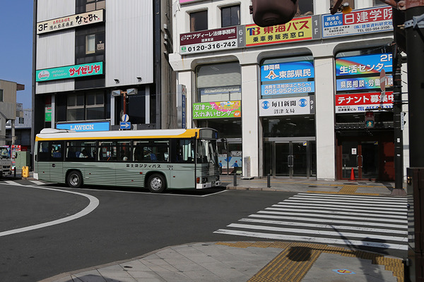 bus01
