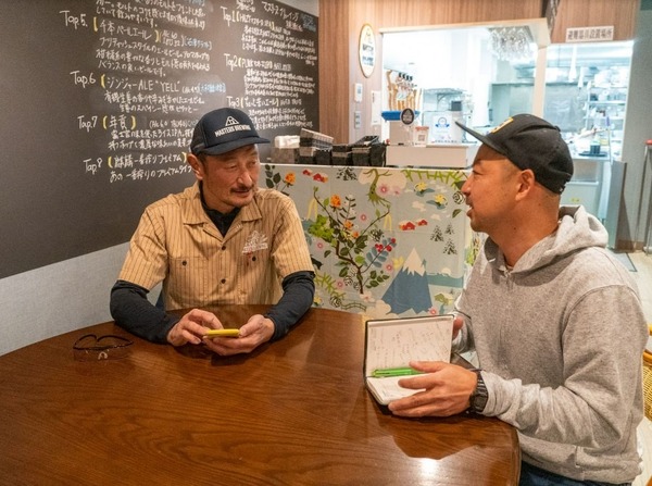 C502959E-2750-4D10-A2EF-81EB263BB370