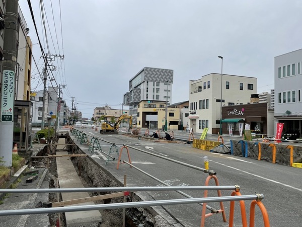 4A881D37-4C0B-4C81-B0BD-1B151C91F9D7