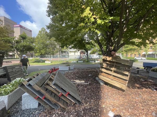 FCBDBB6E-886A-428A-A990-248A6BC68D65