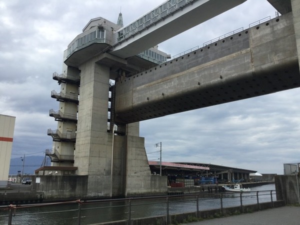 15ACE42D-8C24-4DFE-AF83-D24715264739