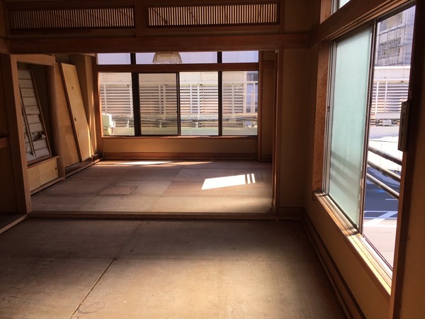 1C08373B-ABCB-429A-BC2A-D00A7CEC7FE4