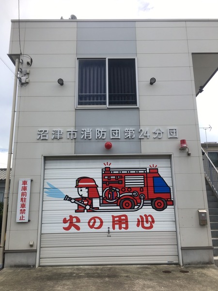 05