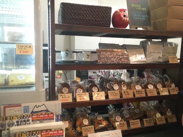 3FABB603-6C7E-43D4-B011-B66420BD2096