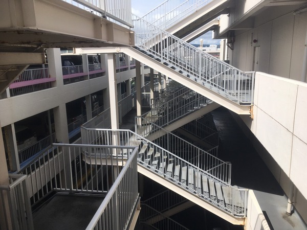 B1FADE53-A789-4373-8320-307991734FF5