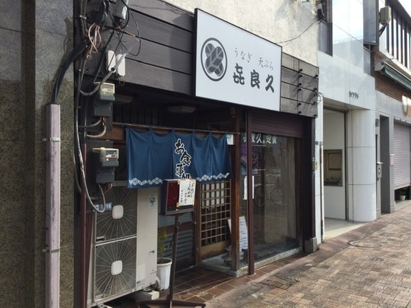 A6A3F0E5-817B-4F1E-84C3-32D9972EBAD6